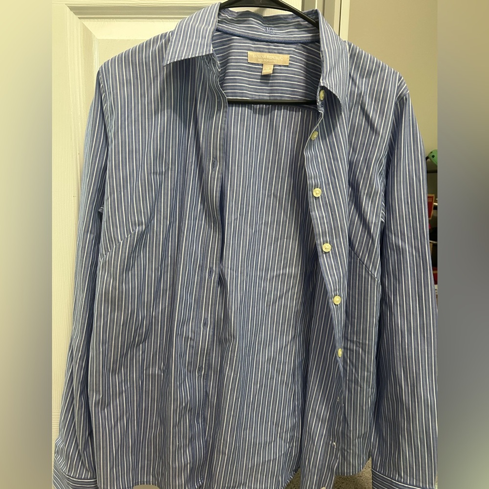 Womens Banana Republic Blue and White Striped Shirt